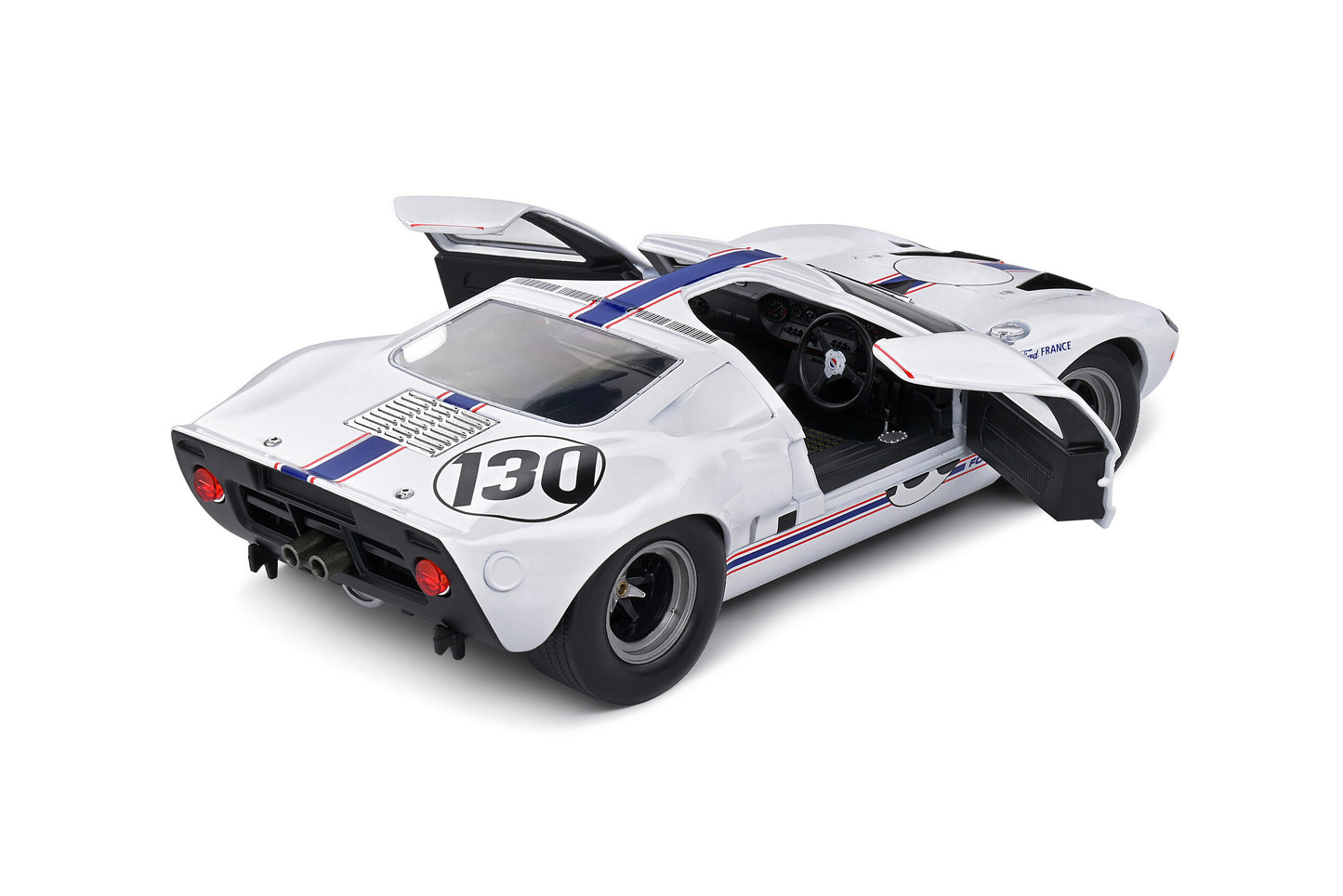 top perspective of Ford GT40 MK1 White Targa Florio 1967 Solido 1:18 scale model car of back and side