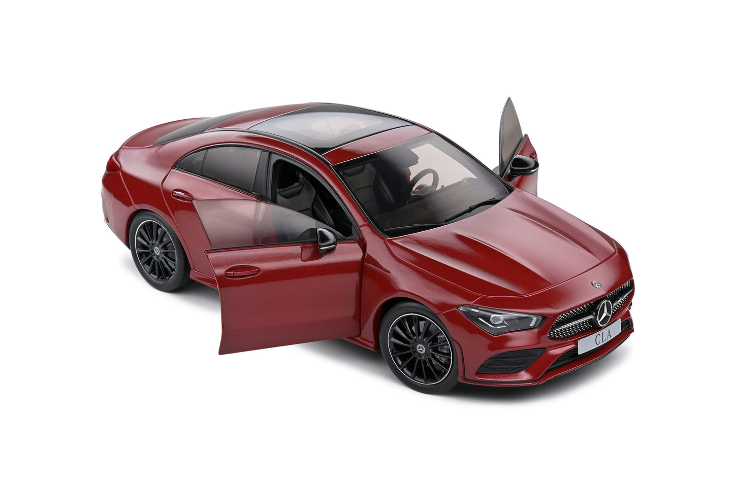 Mercedes Benz CLA C118 Coupe AMG Line - Rouge Patagonie - 2019 1:18 scale model car - Solido