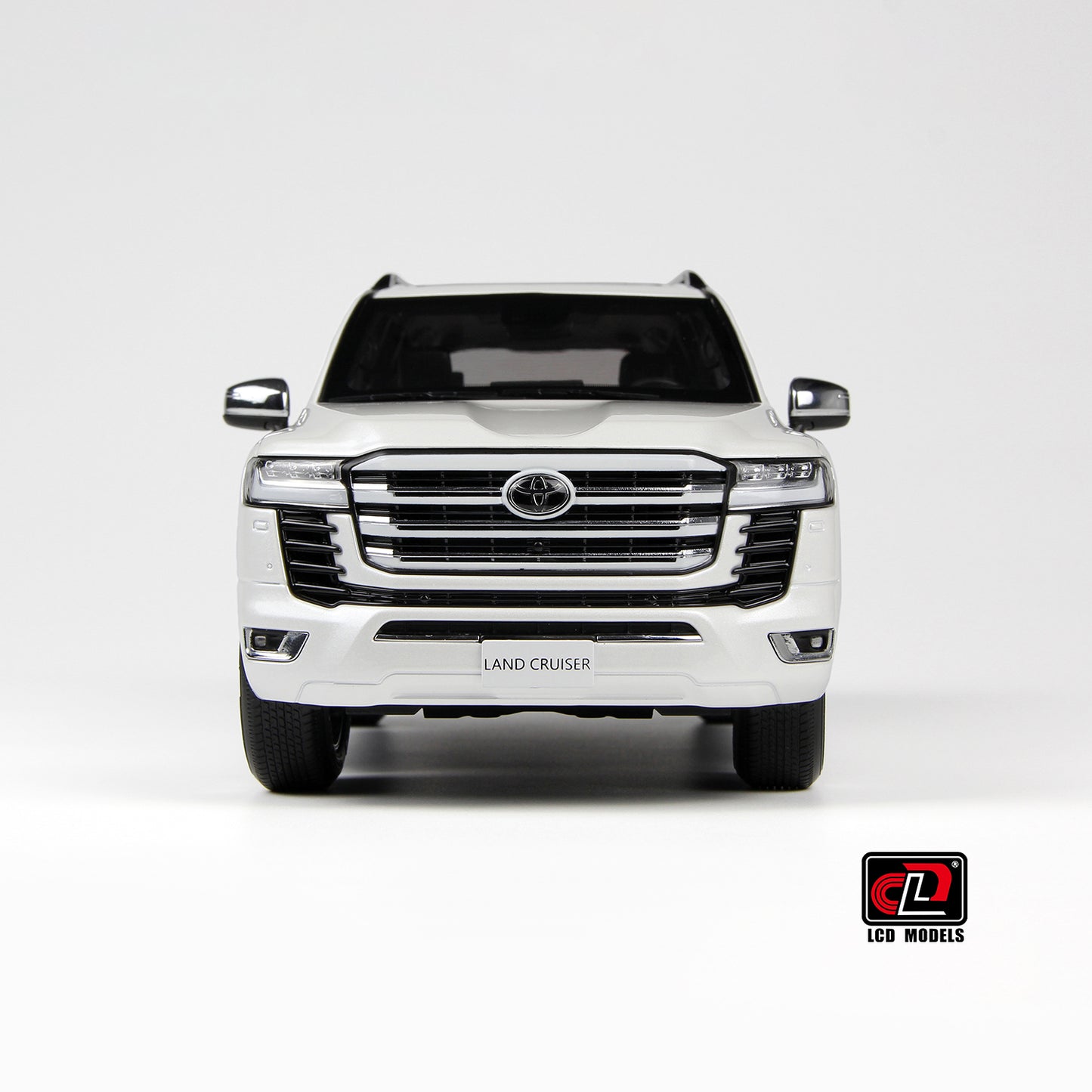 Front view of Toyota Land Cruiser White 1:18 scale model car - LCD Models