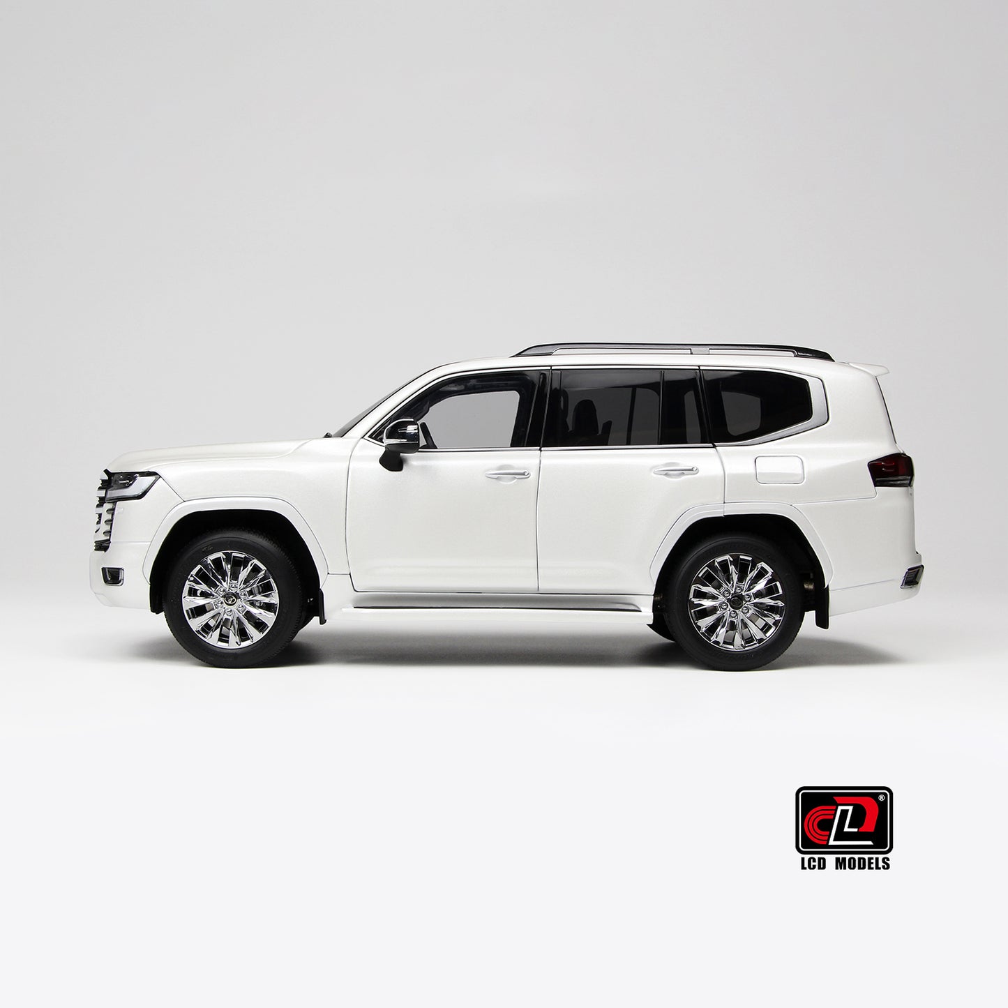 second view of Toyota Land Cruiser White 1:18 scale model car - LCD Models