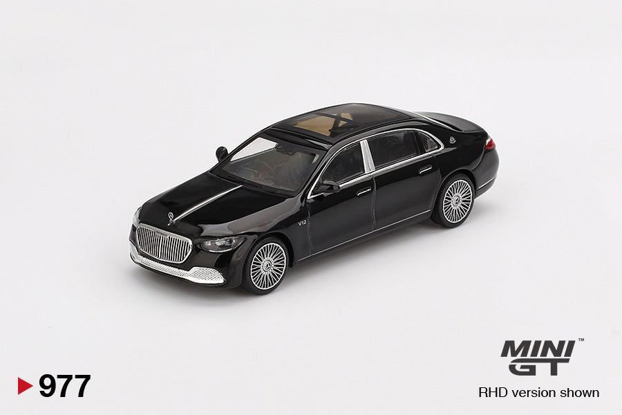Front perspective view Mercedes-Maybach S 680 Black 1:64 scale model car - Mini GT