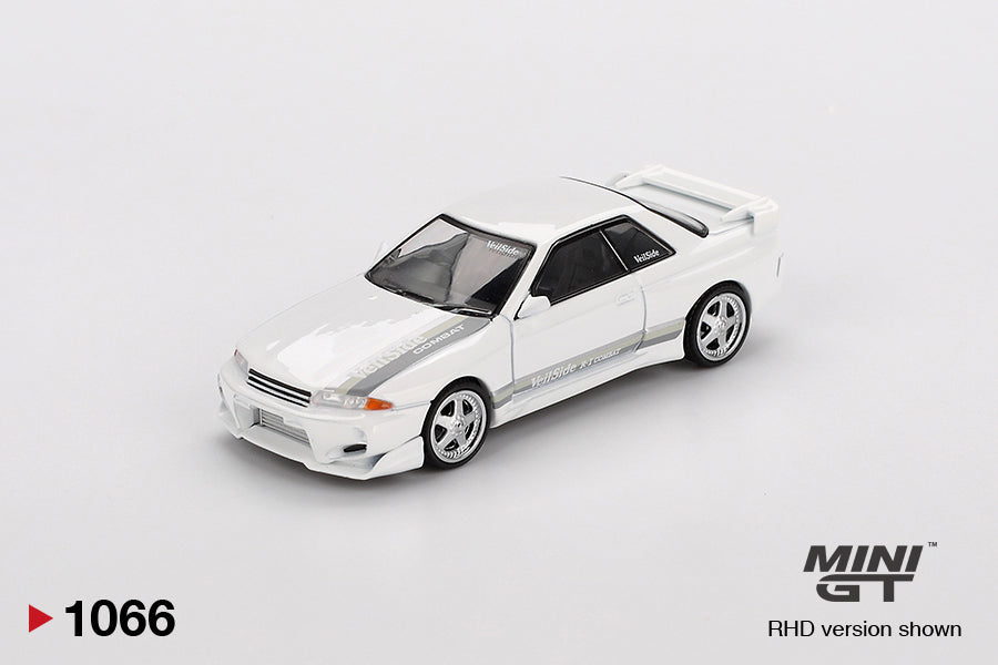 Front perspective view of Nissan Skyline GT-R (R32) VeilSide Combat C-I White 1:64 scale model car - Mini GT