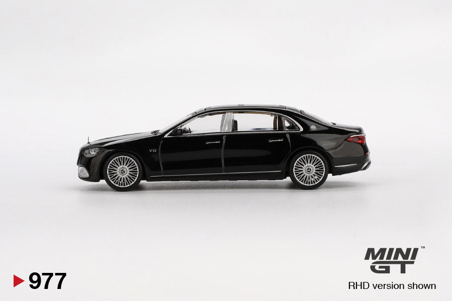 Side view of Mercedes-Maybach S 680 Black 1:64 scale model car - Mini GT