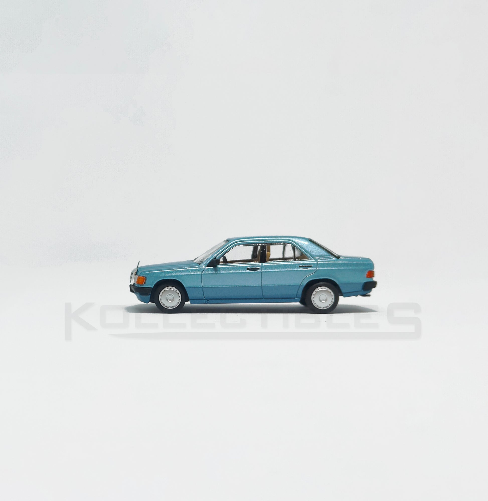 Side1 view of Mercedes Benz 190E Blue 1:64 scale model cars - Xcartoys x Poprace