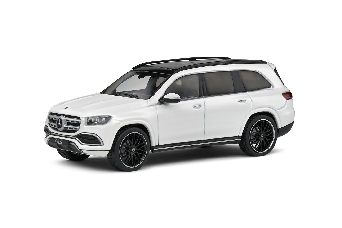 Mercedes Benz GLS - AMG Wheels - Diamond White 1:43 scale model car - Solido