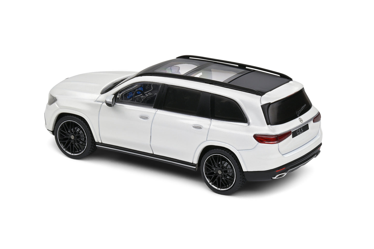 Mercedes Benz GLS - AMG Wheels - Diamond White 1:43 scale model car - Solido