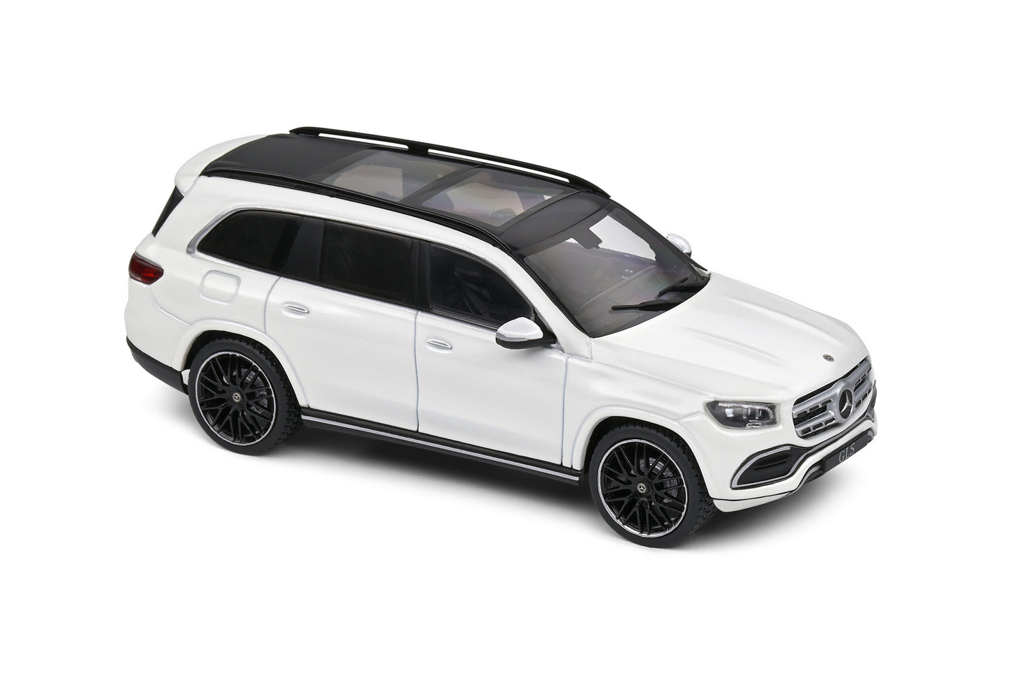 Mercedes Benz GLS - AMG Wheels - Diamond White 1:43 scale model car - Solido