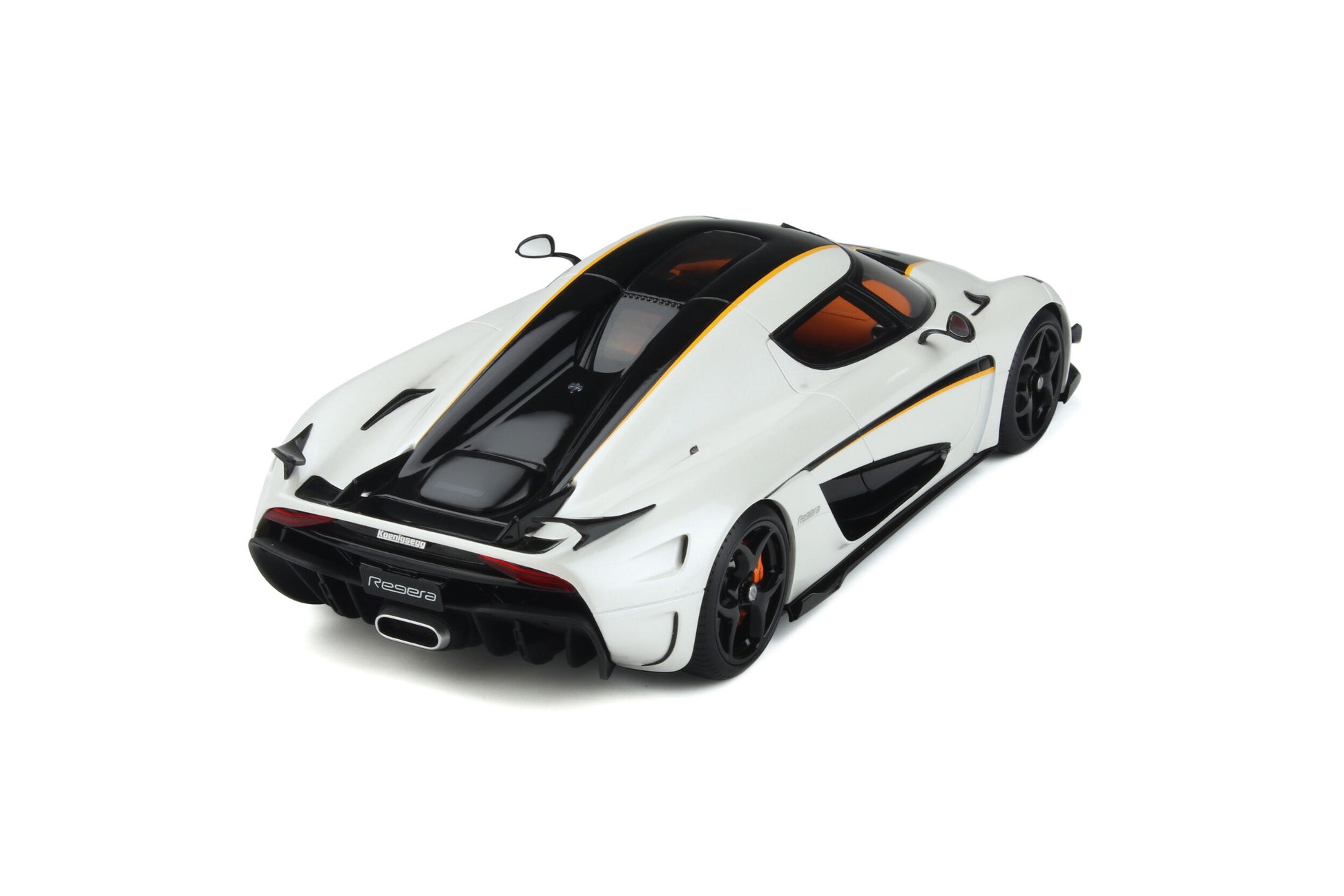 top back perspective view Koenigsegg Regrera Record White 2023 1:18 scale model car by GT Spirit