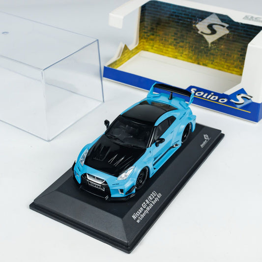Nissan GTR35 LBWK Silouette Green 2019 1:43 scale model car - Solido