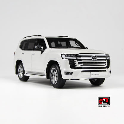 Toyota Land Cruiser 300-ZX White 1:18 scale model car - LCD Models