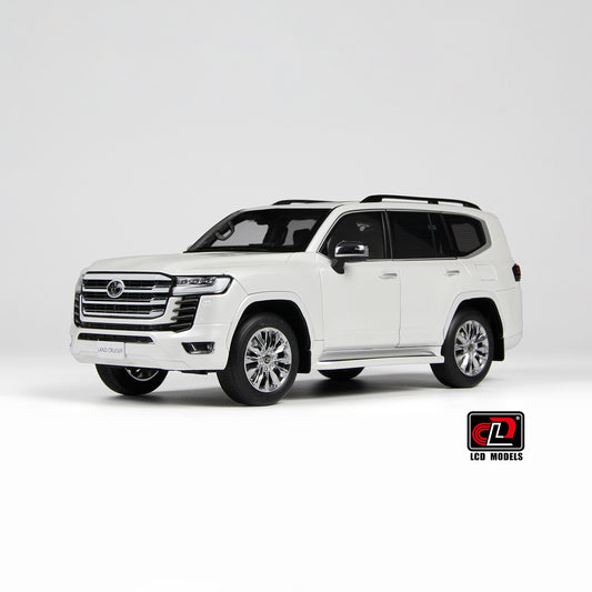 Front perspective view of Toyota Land Cruiser White 1:18 scale model car - LCD Models Product code (LCD18013-WH)