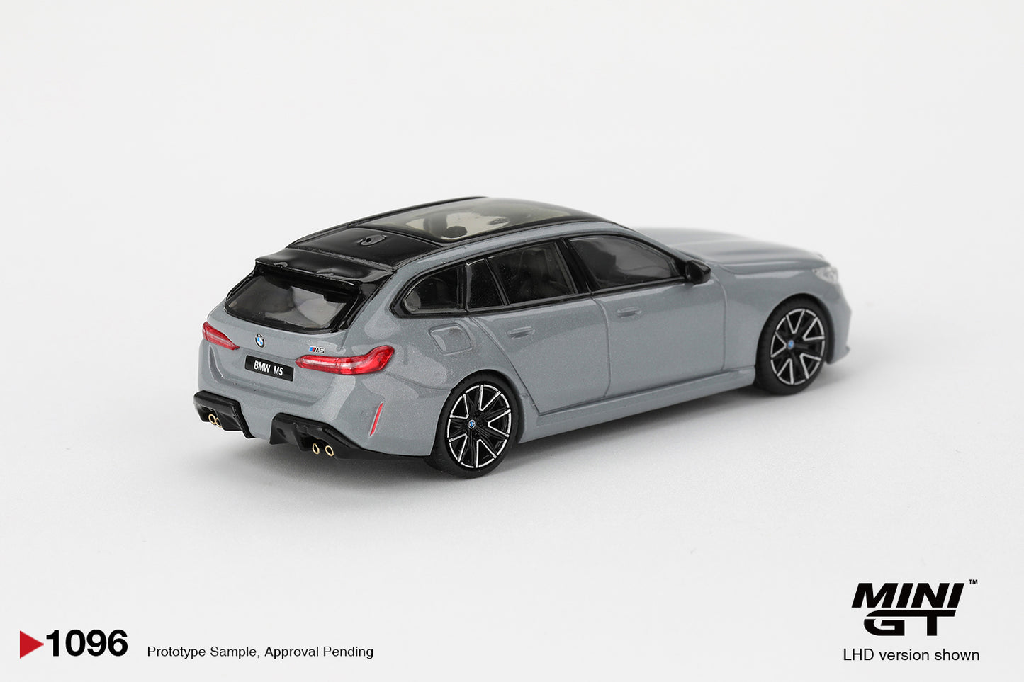 BMW M5 Touring Brooklyn Grey Metallic 1:64 scale model car - Mini GT