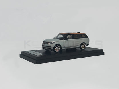 Front Perpective Land Rover Range Rover Silver 1:64 white model car by  LCD Models