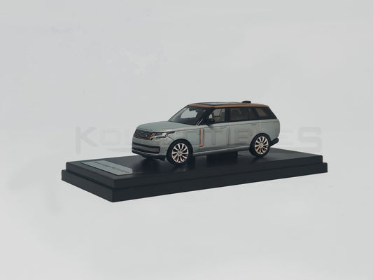 Front Perpective Land Rover Range Rover Silver 1:64 white model car by  LCD Models