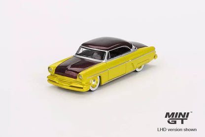 Lincoln Capri Hot Rod 1954 Lime yellow 1:64 Scale model car - Mini GT