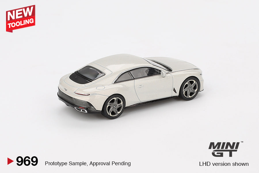 Bentley Batur Bonneville Pearl 1:64 Mini GT - rear