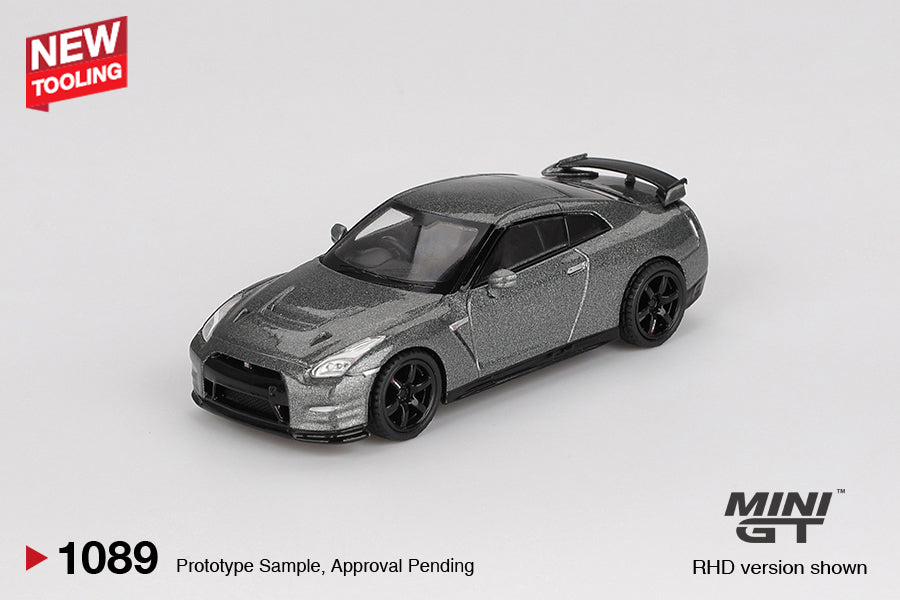 FRONT PERSPECTIVE VIEW OF NISSAN GT-R 2013 Dark Metal Gray (NISMO R35 CRS Version) 1:64 scale model car - Mini GT 