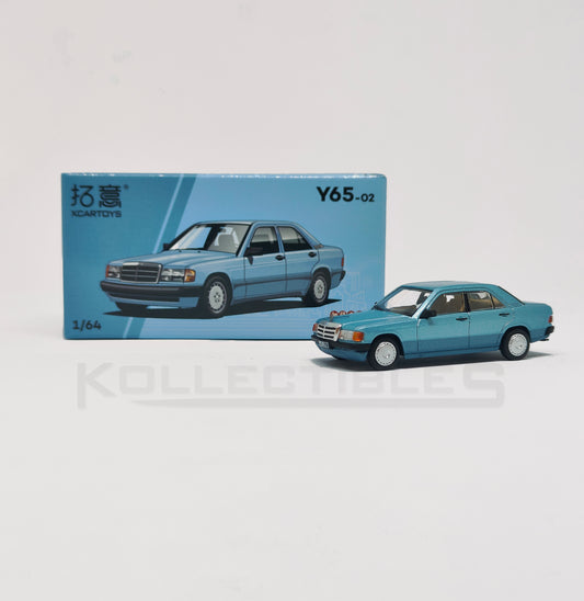 Perspective view with Box of Mercedes Benz 190E Blue 1:64 scale model cars - Xcartoys x Poprace