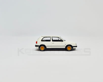 Volkswagen Golf GTI MK2 White 1:64 scale model car - Xcartoys x Poprace