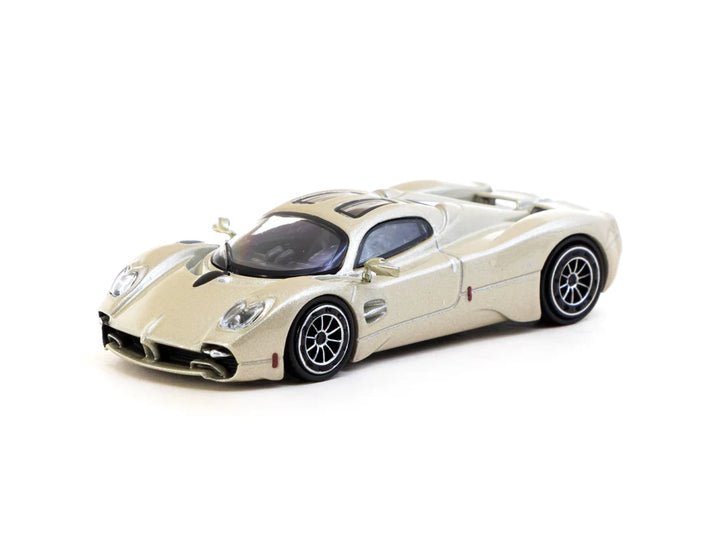 front perspective view of Pagani Utopia Rinascimento 1:64 Scale Model Car – Tarmac Works (Product Code: T64G-TL055-BI)