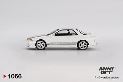 side view of Nissan Skyline GT-R (R32) VeilSide Combat C-I White 1:64 scale model car - Mini GT