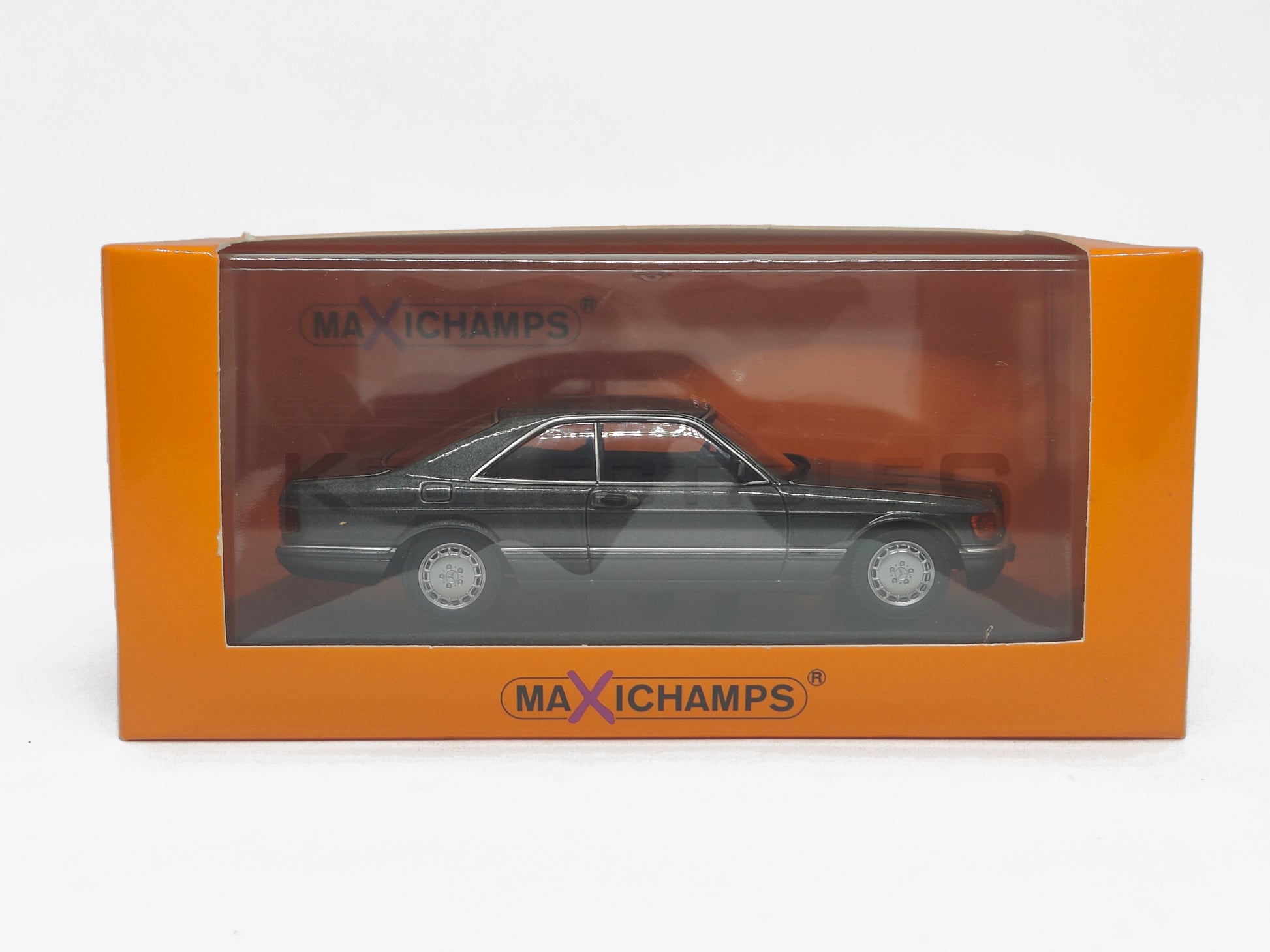 Mercedes Benz 560 SEC C126 1980 Grey Met 1:43 scale model car by Minichamps