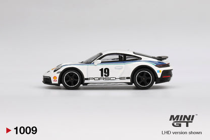 Side view of Porsche 911 Dakar Rally 1974 1:64 scale model car - Mini GT