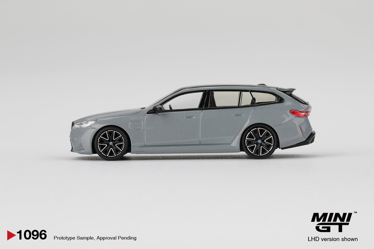 BMW M5 Touring Brooklyn Grey Metallic 1:64 scale model car - Mini GT