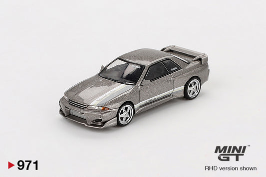 Front Perspective view Nissan Skyline GT-R (R32) Veilside Combat C-I Veilside Combat Grey 1:64 scale model car - Mini GT