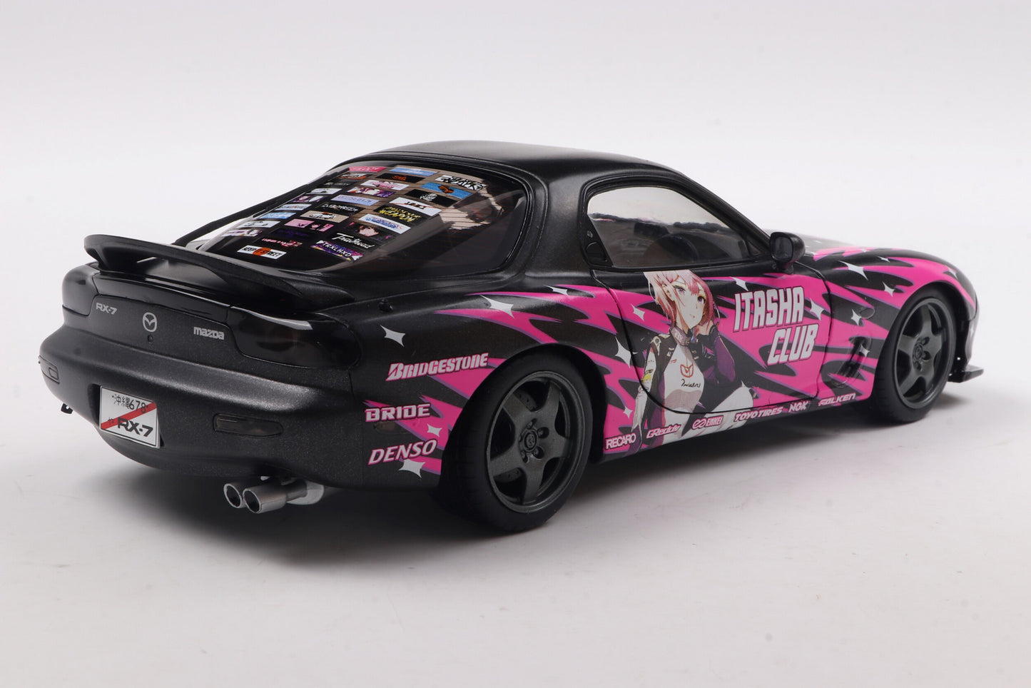 back perspctive 2nd view of Mazda RX7 FD3RS Solido works Itasha Club Pink 1999 1:18 scale model car - Solido