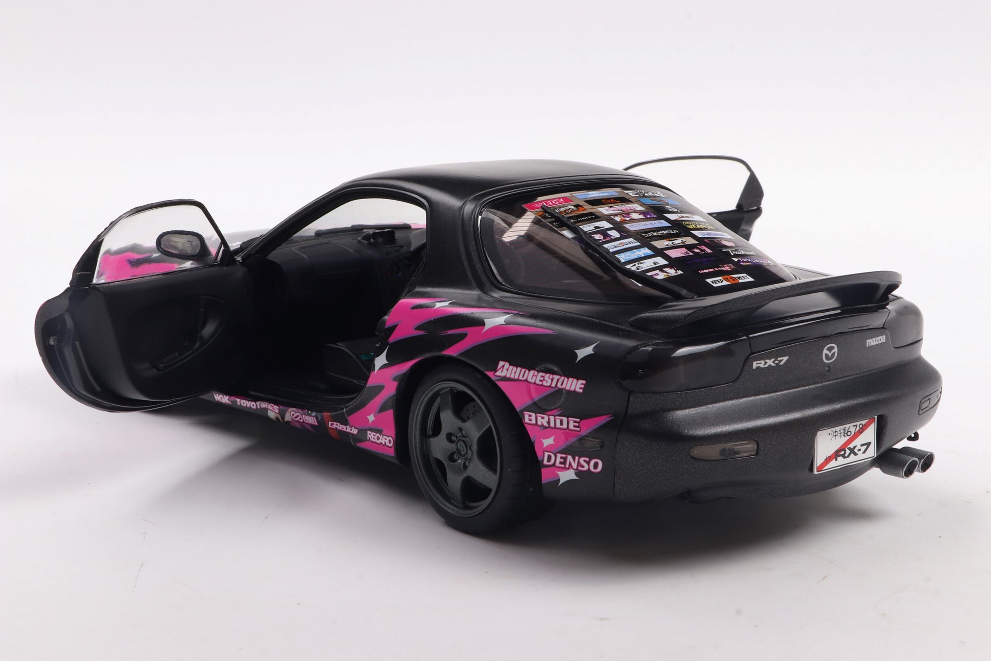 back perspective view with doors open of Mazda RX7 FD3RS Solido works Itasha Club Pink 1999 1:18 scale model car - Solido