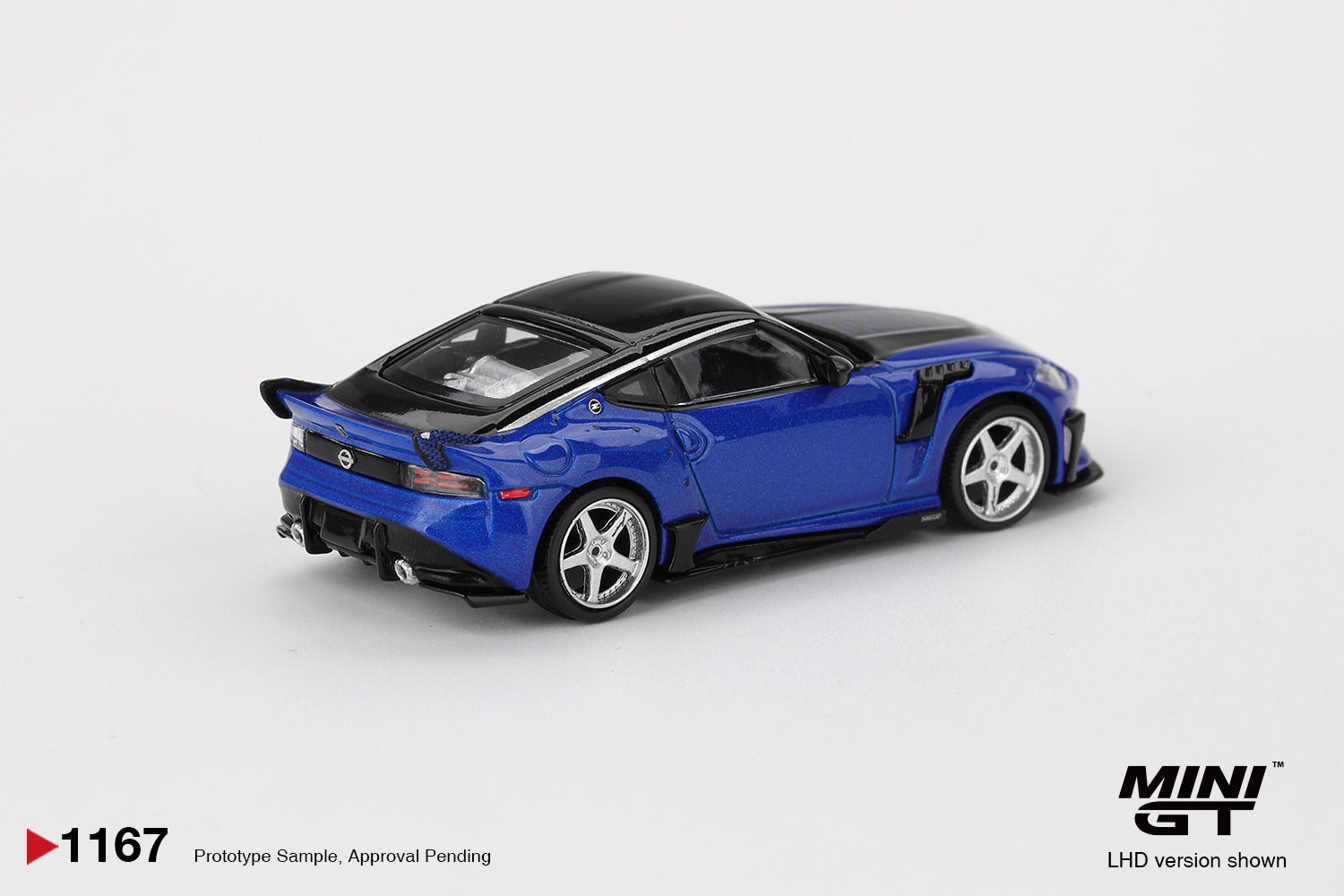Nissan Z VeilSide FFZ400 Seiran Blue 1:64 Mini GT - front view