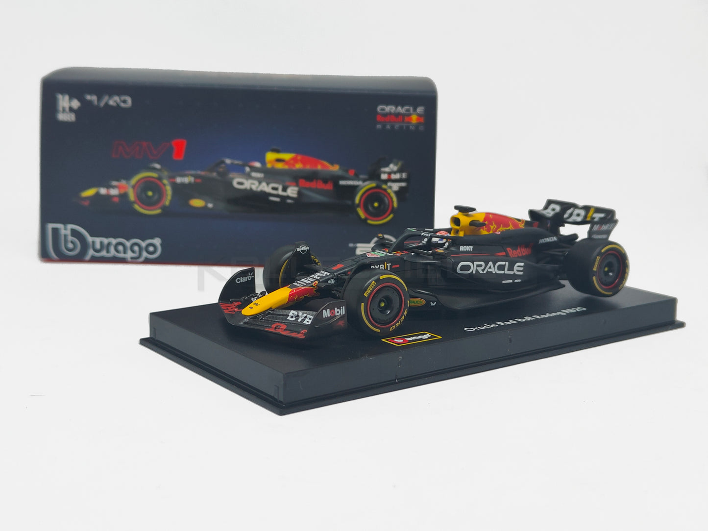 Oracle Red bull Racing Formula 1 2024 RB20 Max Verstappen 1:43 scale model car with Acrylic case by Bburago