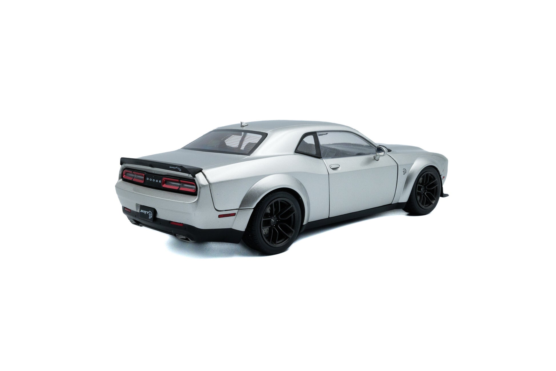 Back perspective Dodge Challenger SRT Hellcat Redeye WideBody Triple Nickle  1:18 scale model car - Solido