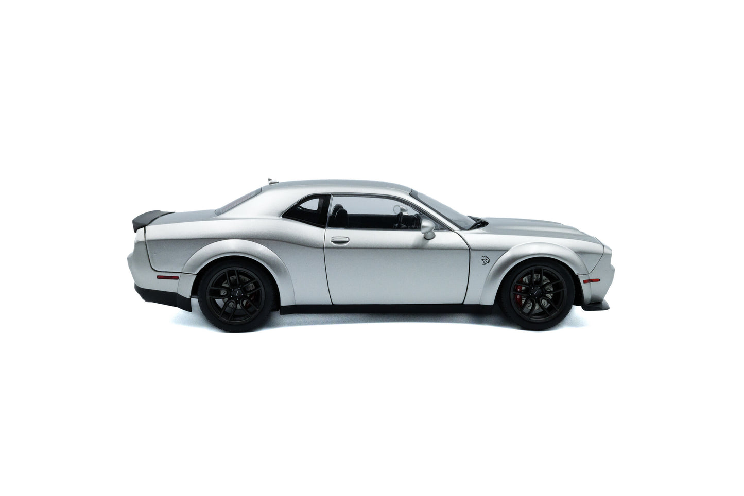 Side 2 view of Dodge Challenger SRT Hellcat Redeye WideBody Triple Nickle  1:18 scale model car - Solido