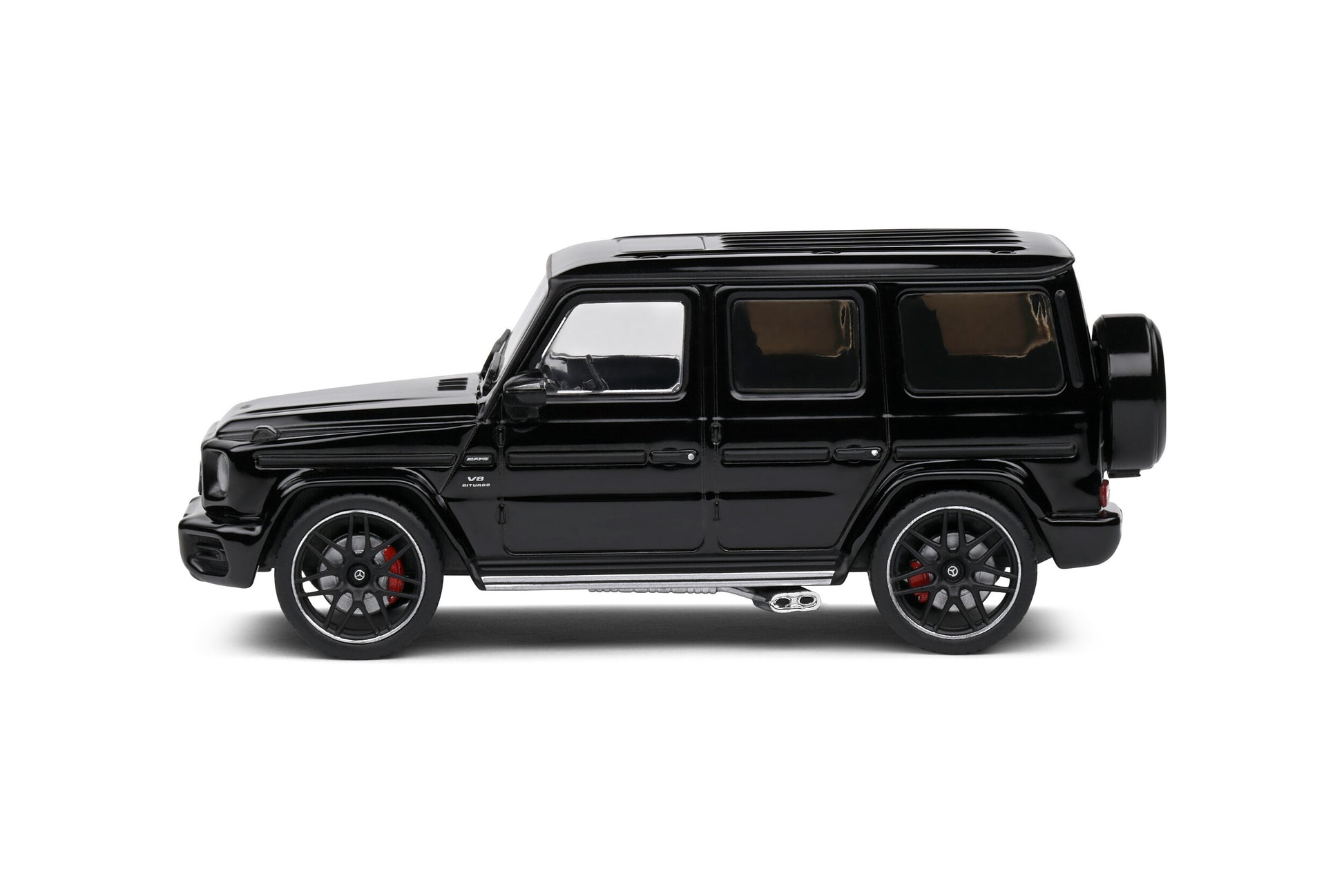 MERCEDES AMG G63 – Black Metallic – 2022 1:43 scale model car - Solido product code S4316702 side view